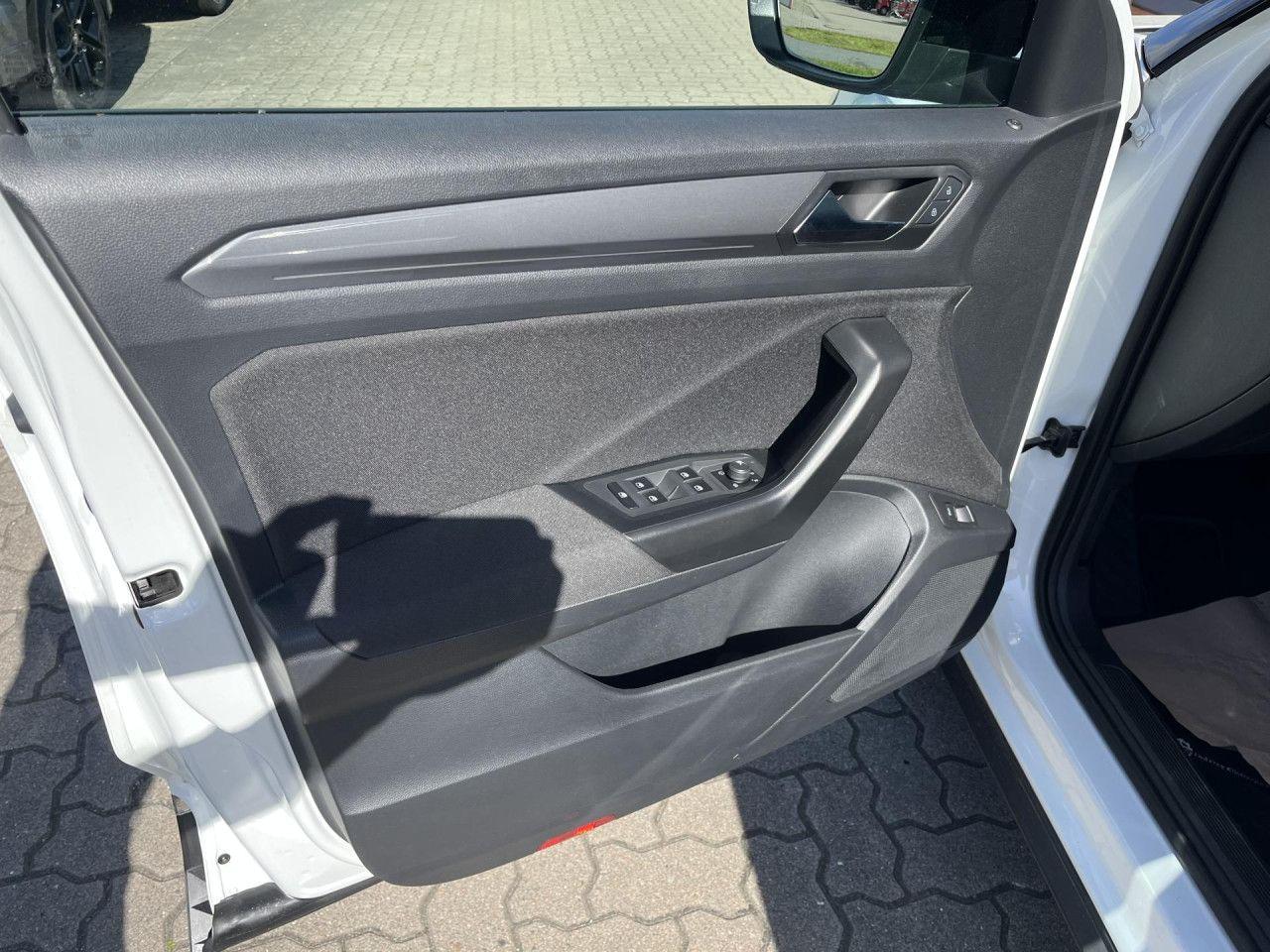 Volkswagen T-Roc 1.5 TSI DSG Sport AHK KAM, миниатюра 10