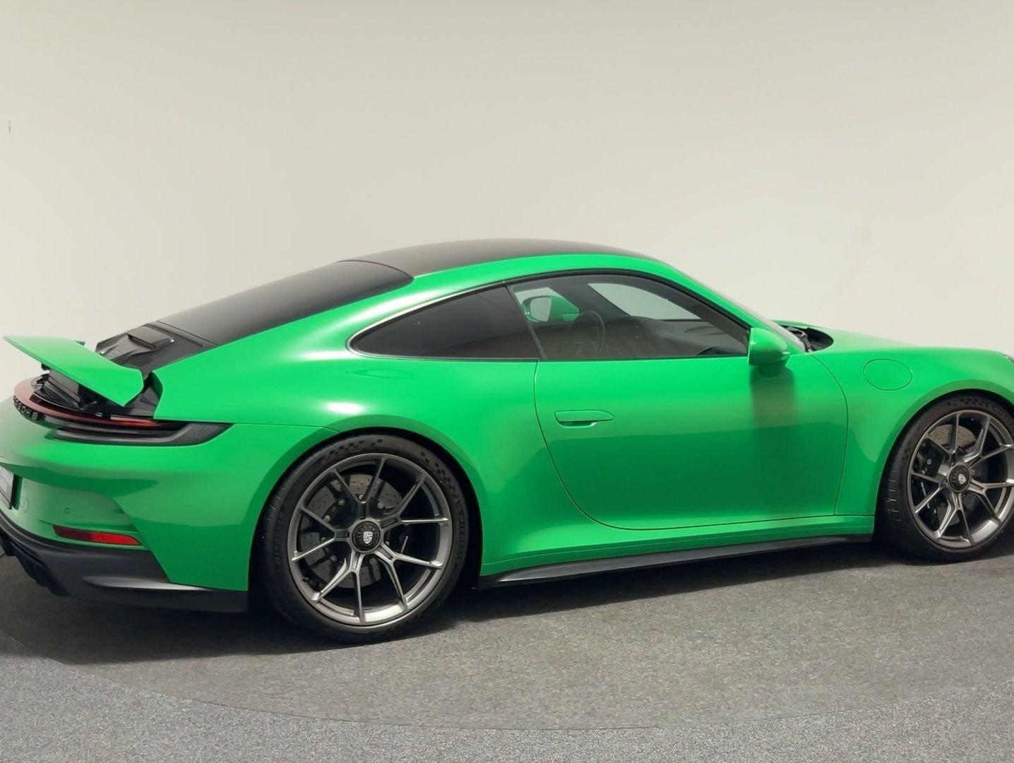 Porsche 992 911 GT3 Touring Ceramic Lift Anschlussg