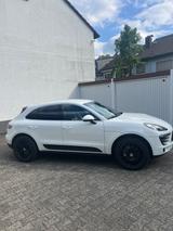 Porsche Macan S S - Porsche Gebrauchtwagen in Offenbach