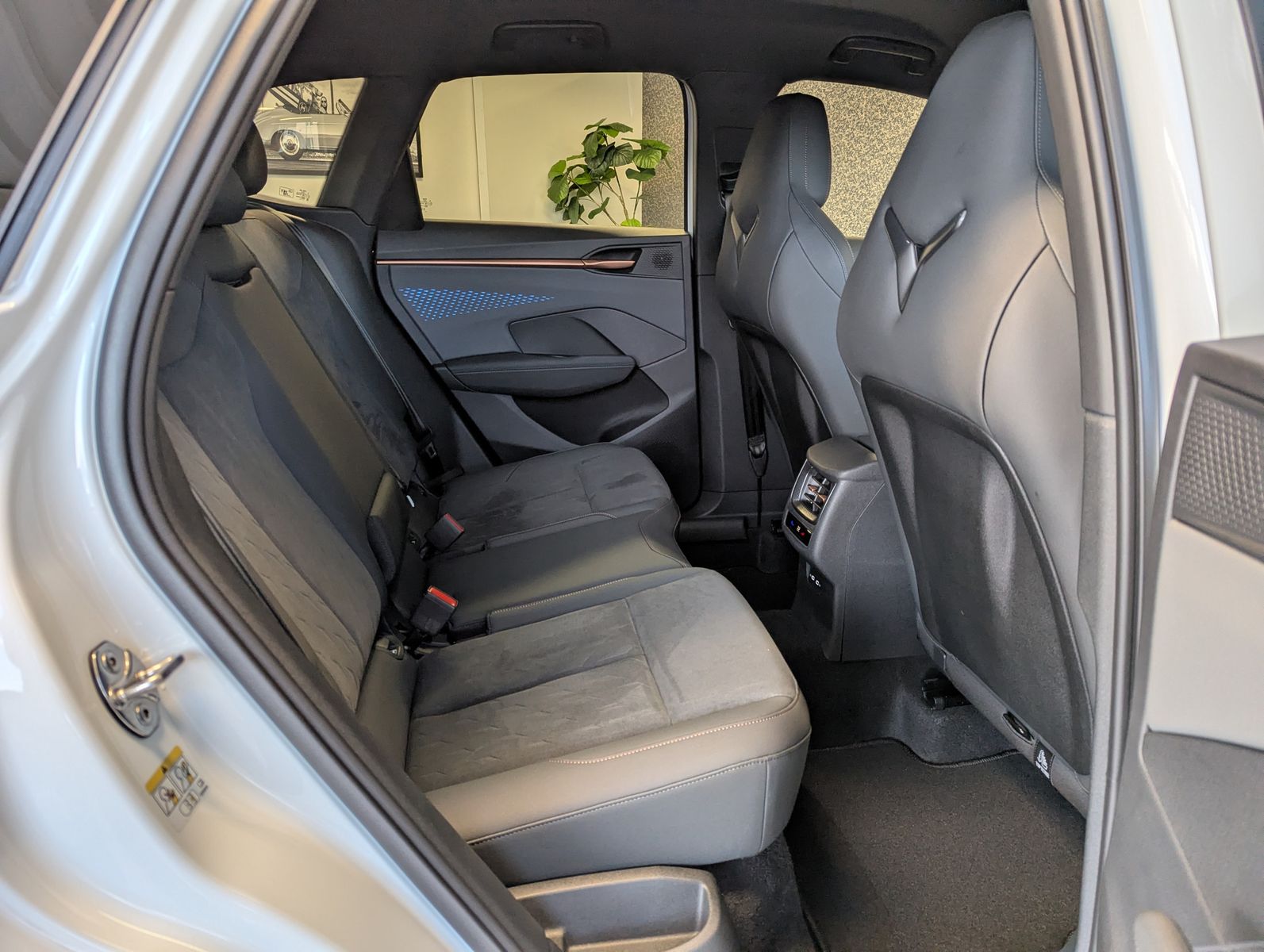 CUPRA Terramarr 1.5 eTSI Dinamica Edge-Paket HUD 19" - Image 14