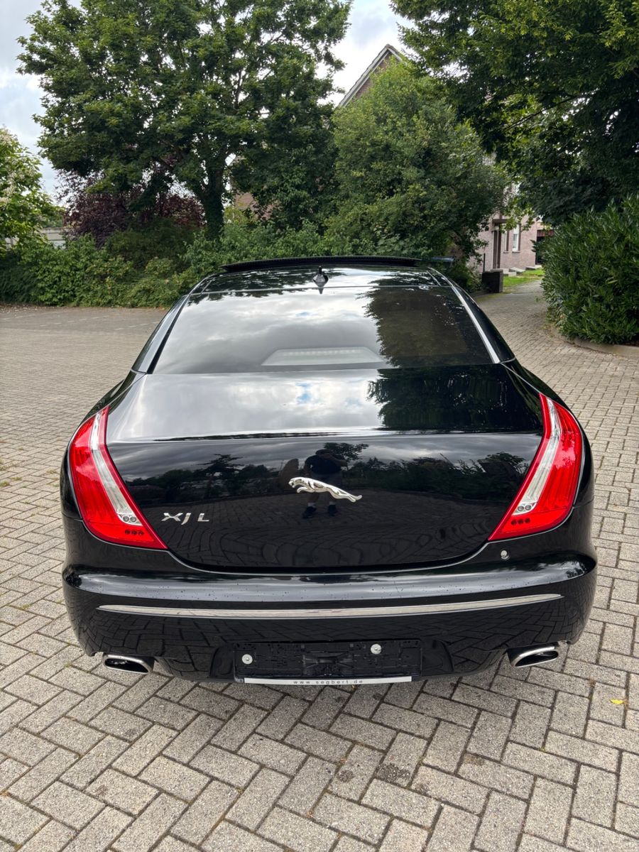 Foto 17 van JAGUAR XJ