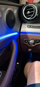 Mercedes-Benz E 300 d Autom. - - Mercedes-Benz E 300 mit Diesel-Antrieb: Limousine