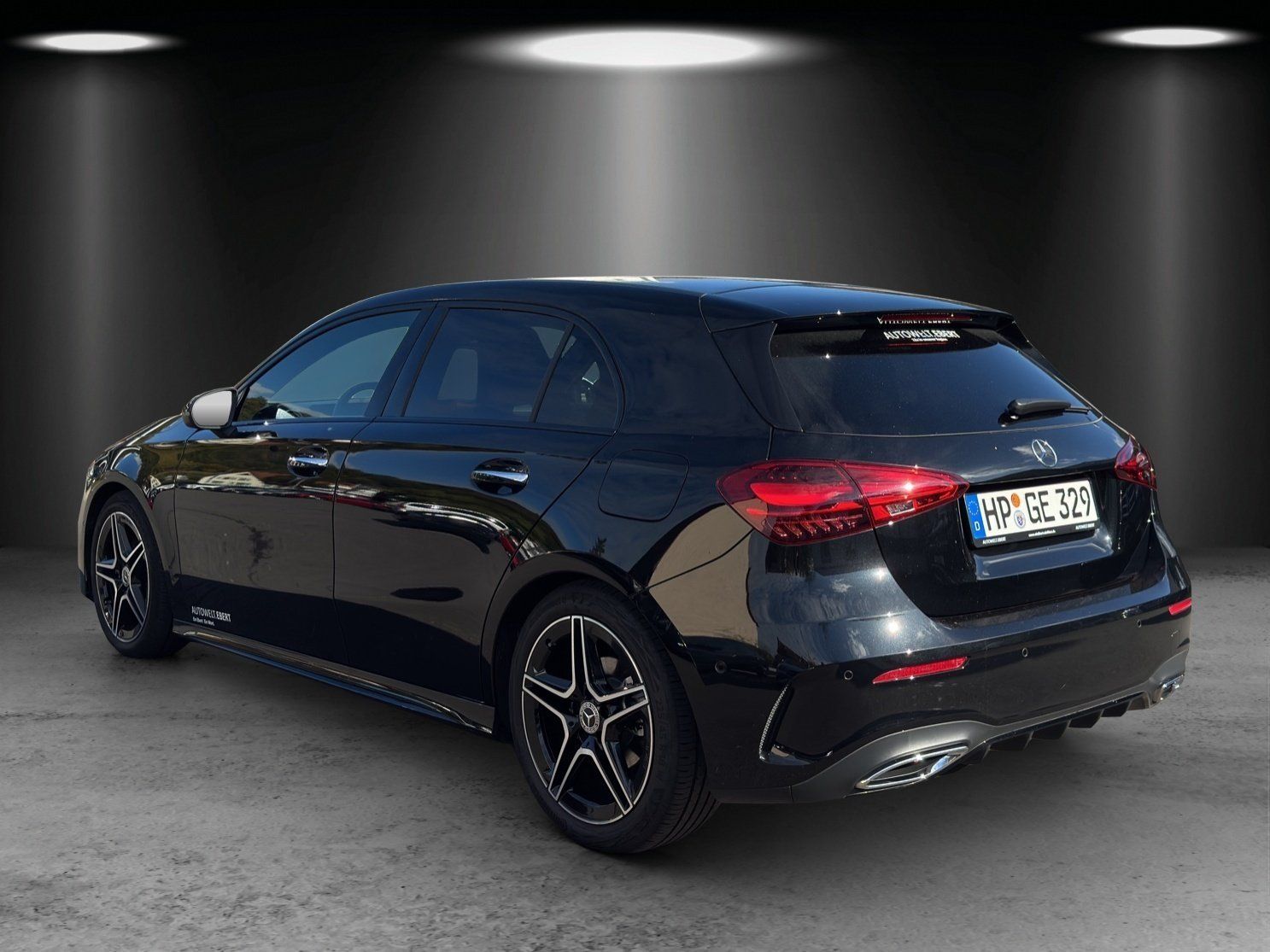 Fahrzeugabbildung Mercedes-Benz A 180 AMG KeyGo LED Kamera Soundsystem Totwinkel