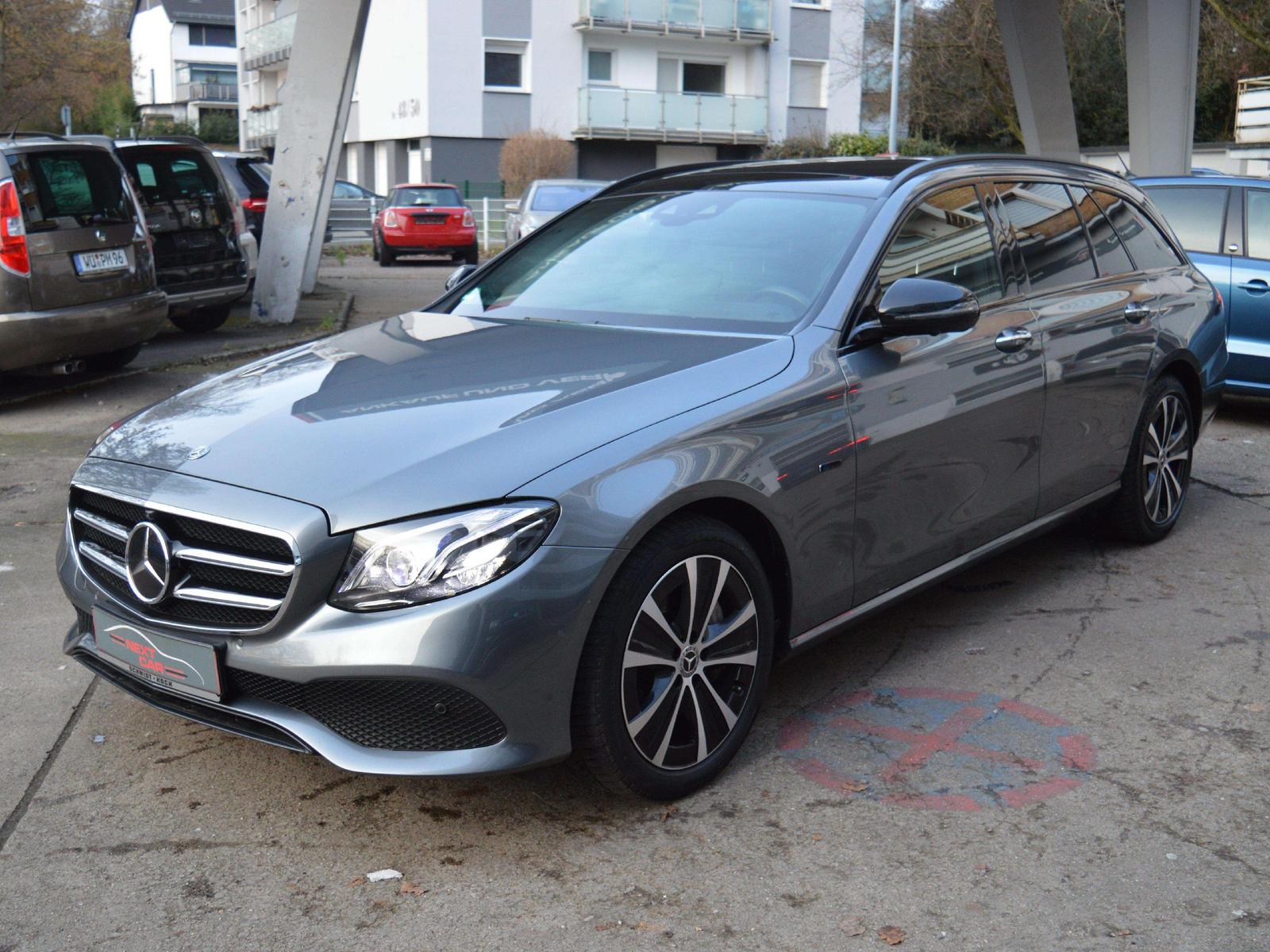 Mercedes-Benz E 300 E-Klasse T-Modell Hybrid de T 9G-TRONIC Av