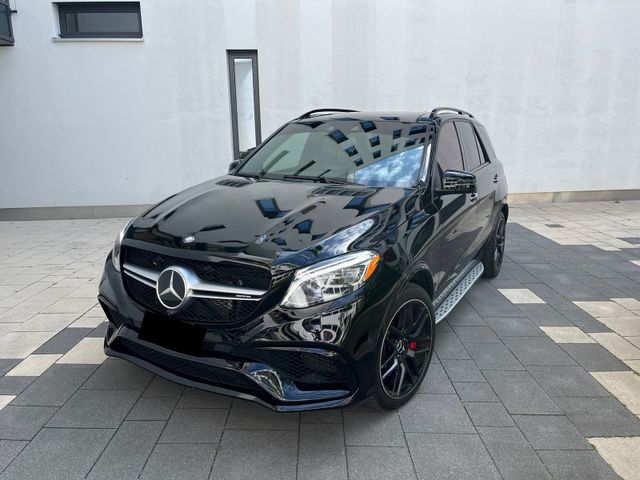 Mercedes-Benz GLE 63S AMG//CARBON//PANO//COMMAND//NIGHT-PACK