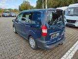 Ford Transit Courier | 5-Sitzer | AHK - blaue Ford Transit Courier