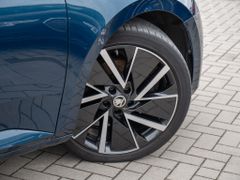 Foto Nummer 5: SKODA Superb