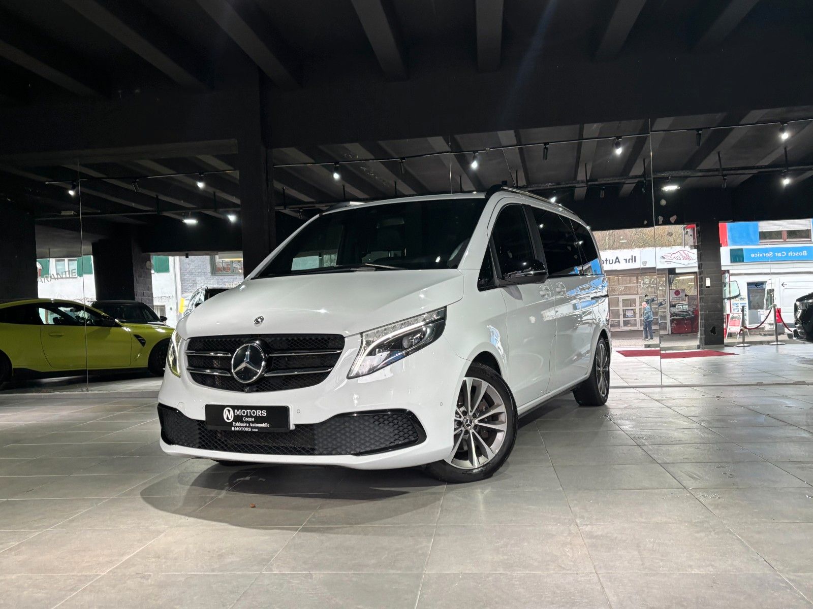 Fahrzeugabbildung Mercedes-Benz V 250d *8-Sitzer*Burmester*Ambiente*360°*Memory