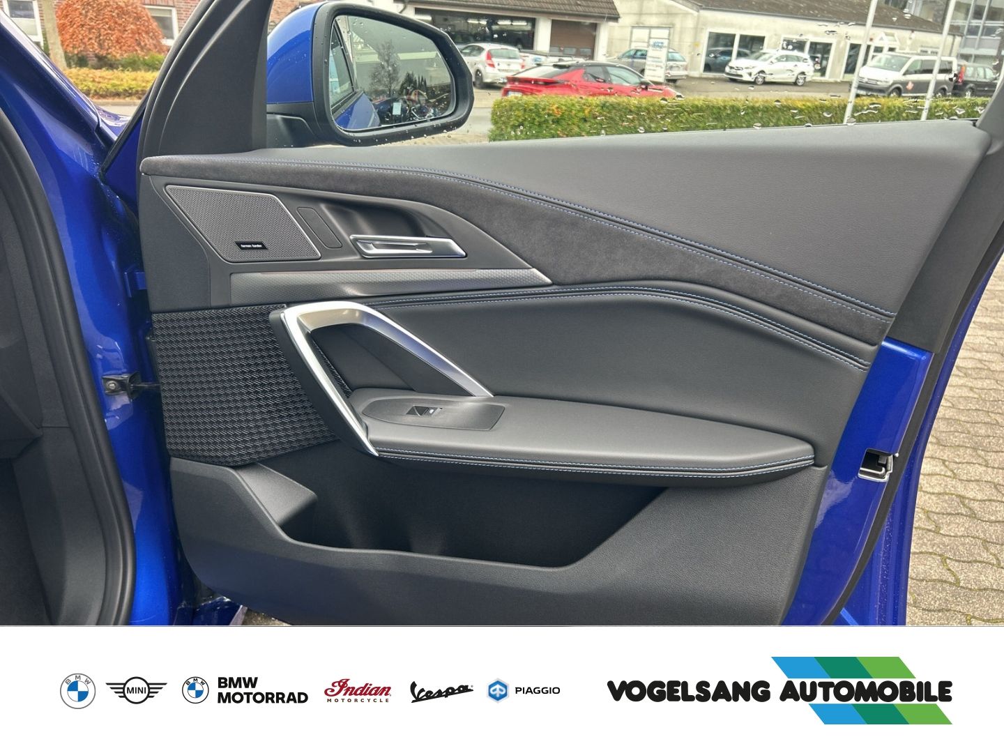 Fahrzeugabbildung BMW iX2 20 eDrive M Sport eDrive20 Park-Assistent Sp