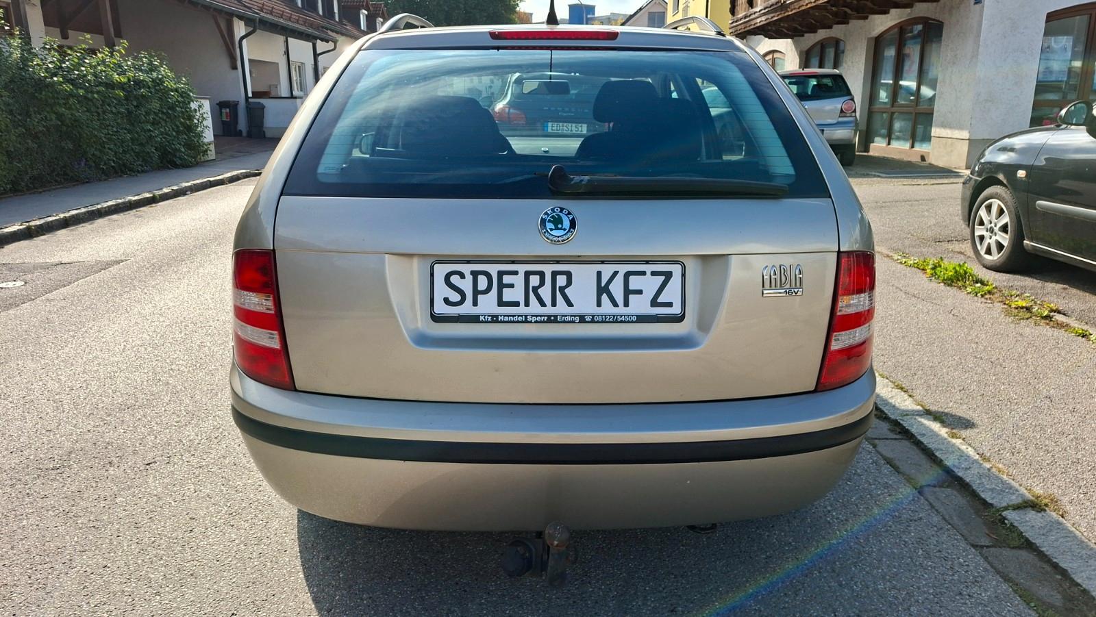 Skoda Fabia 2004 — photo 8