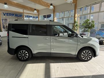 Ford Tourneo Courier Titanium