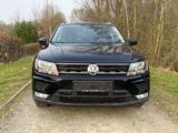 Volkswagen Tiguan Sound 2.0 TDI Automatik Tüv=09/27! 2.Hand - Volkswagen: Sound
