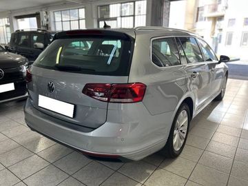 Volkswagen Passat - 6