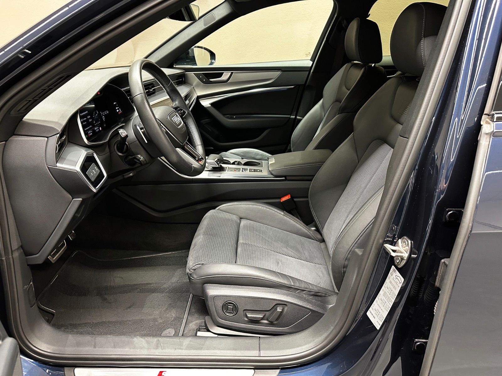 Audi A6 Avant 55 TFSI quattro S-Line 1.HD STHZ AHK foto 11