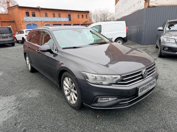 Volkswagen Passat Variant - 1