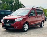 Dacia Dokker/Garantie/Scheckheft/1.Hand/AHK/NAVI - Dacia Dokker aus 2019
