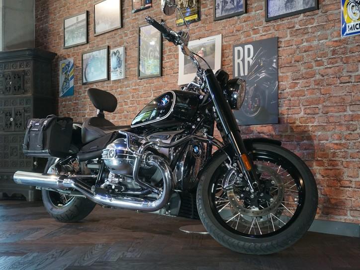 BMW R 18 First Edition Jekill & Hyde, Rückfahrh...
