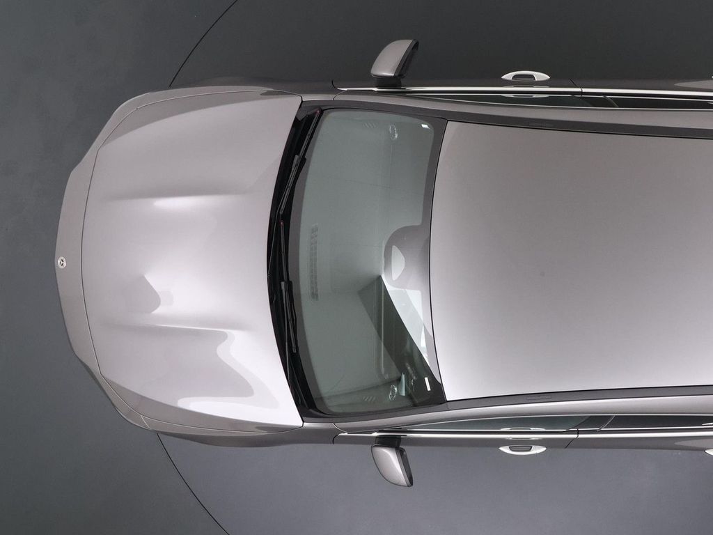 Mercedes-Benz CLA 180 Shooting Brake Star Edition Luxury Line