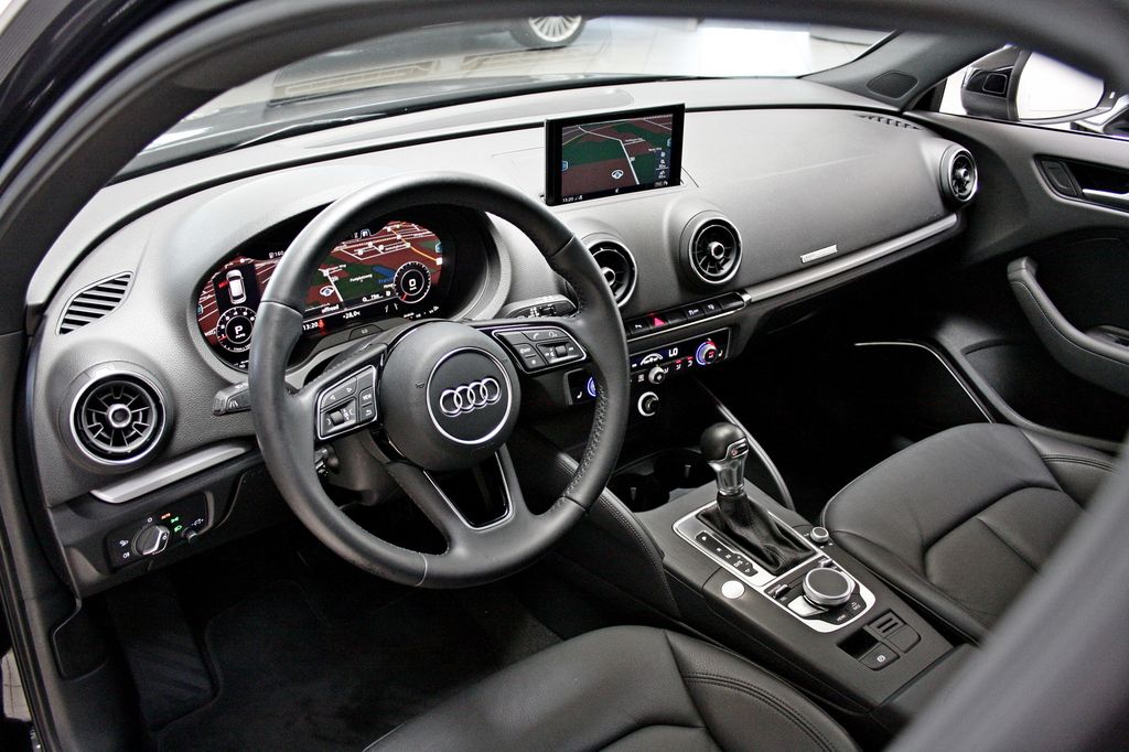Audi A3 1.4 TFSI S-LINE ACC BANG & OLUF PANO LEDER
