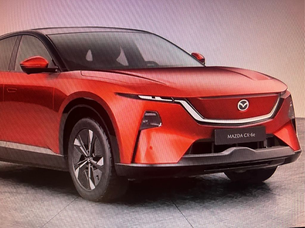 Image of Mazda CX-6e