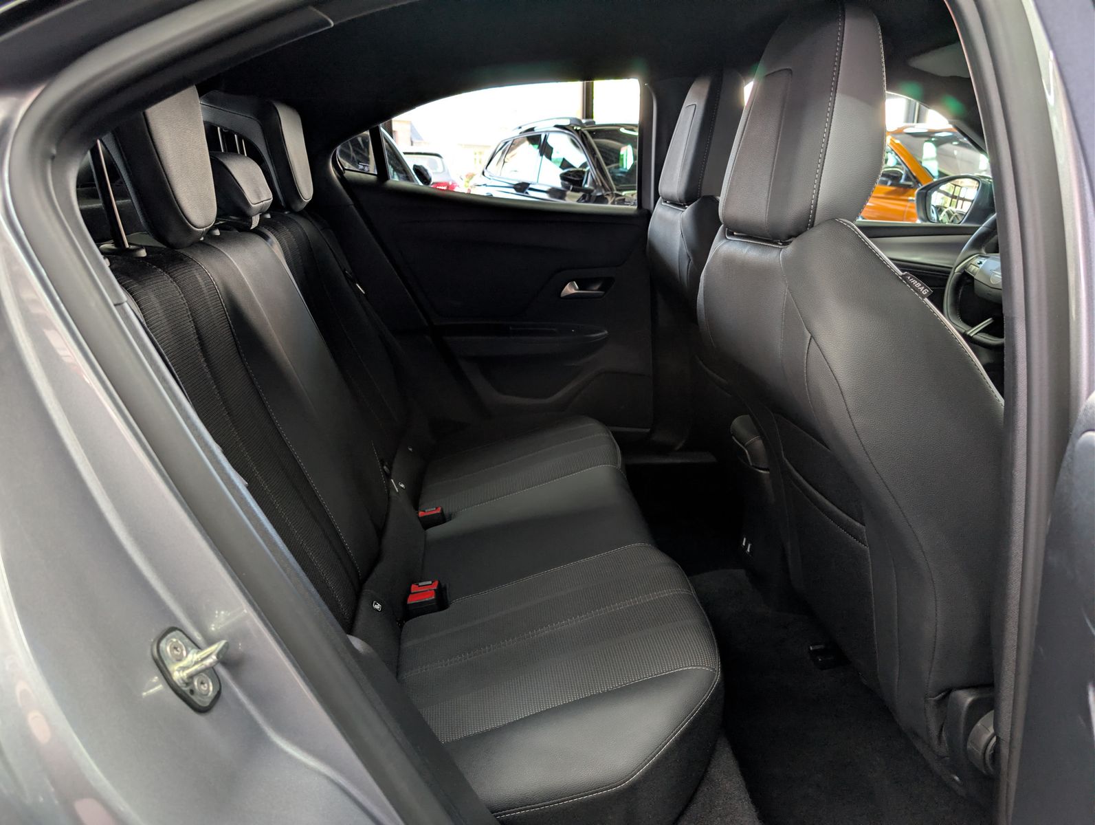 Fahrzeugabbildung Opel Mokka GS BLACK INTEL LUX TECH KAM SHZ BHL VIRT