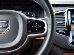 Volvo XC 90 – 17 / 30
