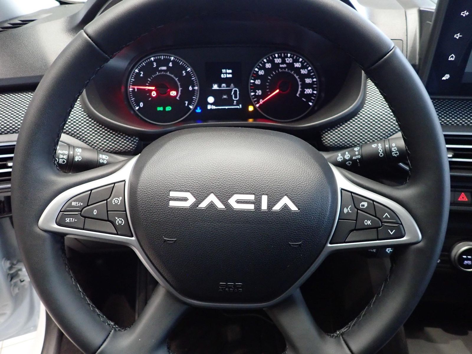 Fahrzeugabbildung Dacia Sandero JOURNEY TCe 90, RFK, EPH, KLIMAAUTOM.,BC
