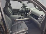 Dodge 1500 Crew Cab Laramie Night MY25 Luftfed Auspuff - Dodge RAM aus 2024