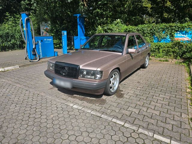 Mercedes-Benz Mercedes 190e 2.0 Automatik TÜV Neu