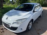 Renault Megane III Lim. 5-trg. Dynamique/ Automatic - gebrauchte Renault Megane aus dem Jahr 2010