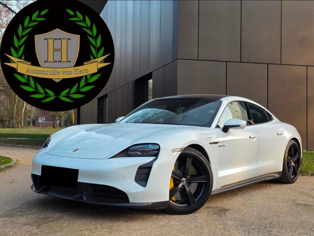 Porsche Taycan Turbo S Carbon Bose Chrono