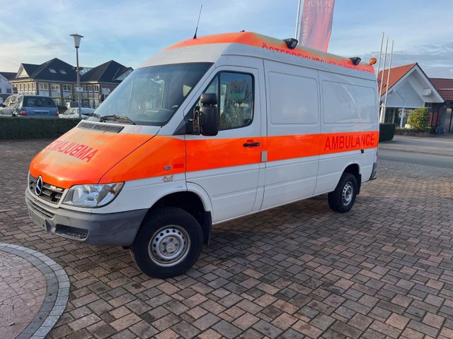 Mercedes-Benz Sprinter 316 CDI 4X4 Krankenwagen