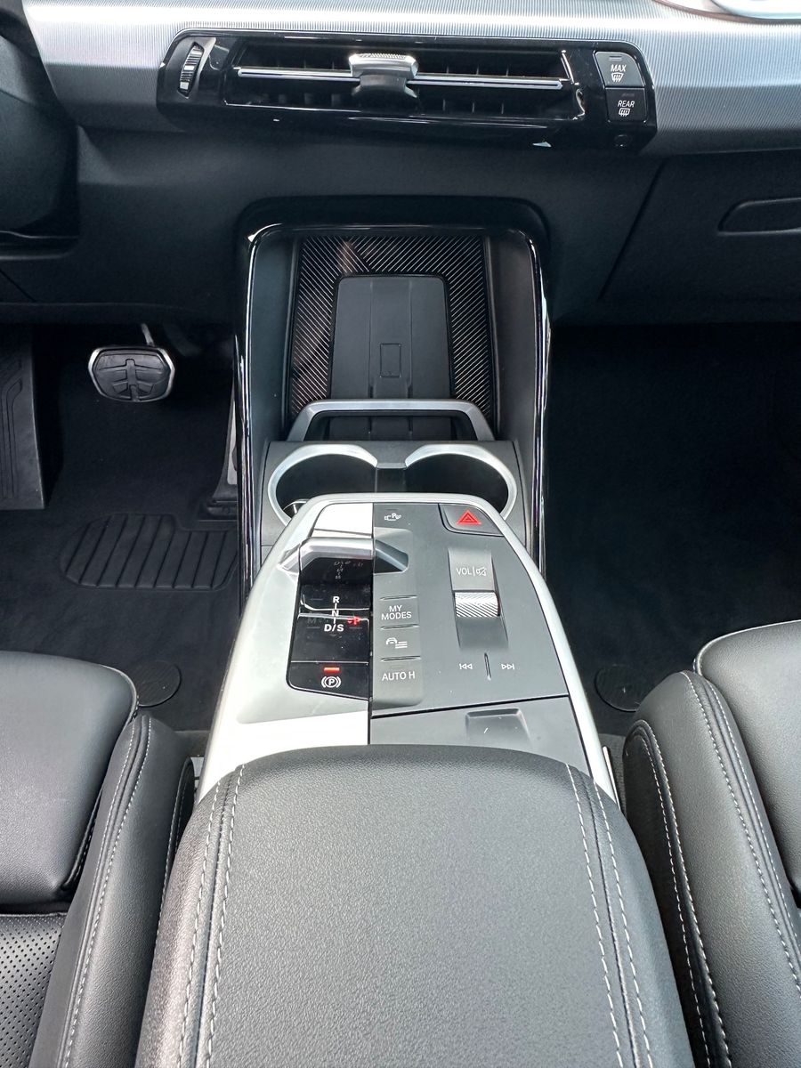 Fahrzeugabbildung BMW X1 xDrive20d M-Sport NAV+LED+HUD+H&K+ACC+360°