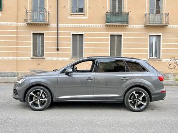 Audi Q7 - 6