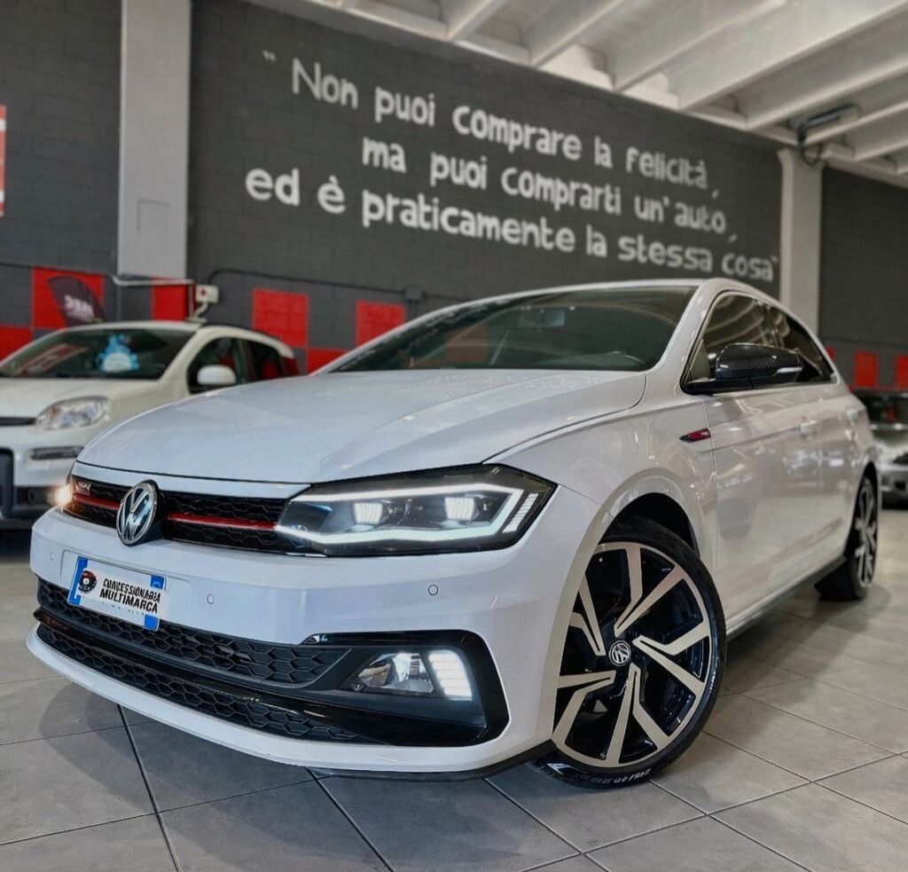 Volkswagen Polo 2.0 TSI DSG GTI BlueMotion Techn imagem 3