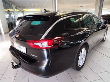 Fotografie des Opel Insignia Sports Tourer 2.0 Diesel Aut. Business