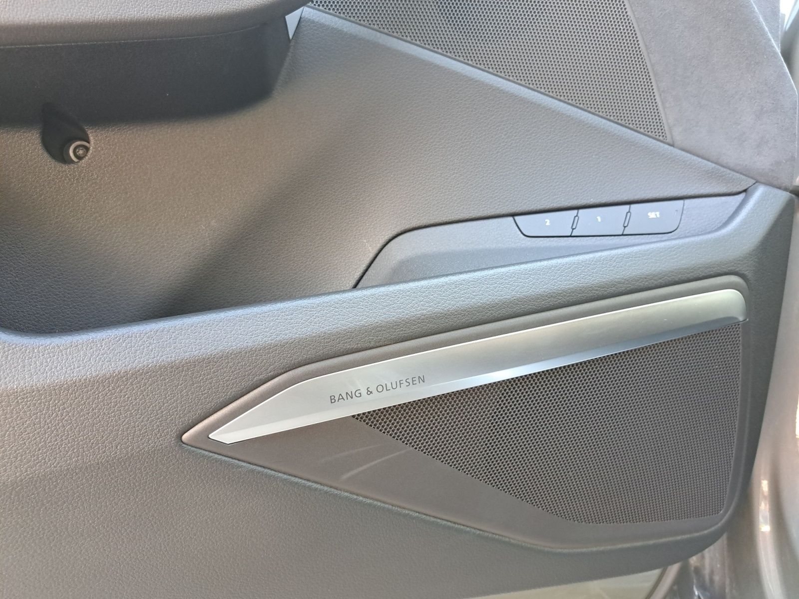 Audi Q8 e-tron - Bild 29