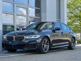 BMW 520d M SPORT*ACC*ADAPT.LED*HARMAN*MEMORY*HEAD-UP - BMW 520 in Solingen