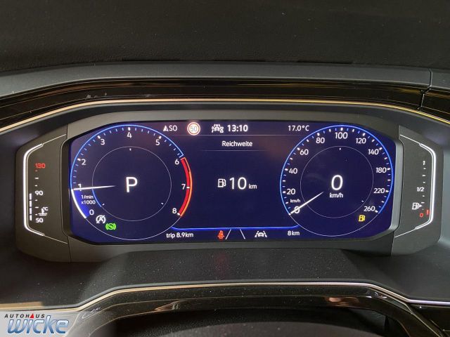 Polo 1.0 TSI DSG R-Line NAVI KLIMA REAR VIEW 17