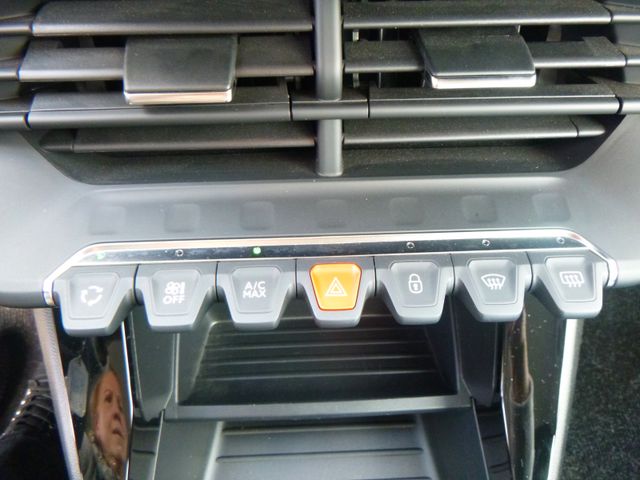 Fahrzeugabbildung Peugeot 208 Like >8.780 KM/ Klima/TEMP/DAB-Radio<
