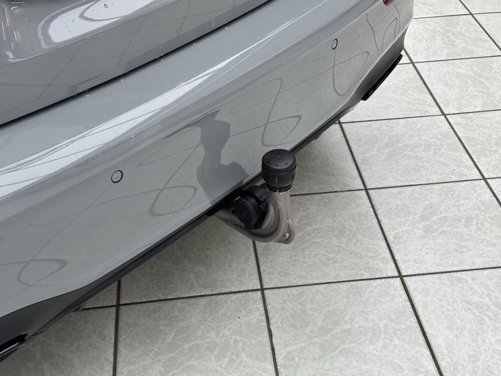 Fahrzeugabbildung Mercedes-Benz A 200 AHK*LED*PDC*ParkAss*Sportp.*SpurH*SpurW*LM