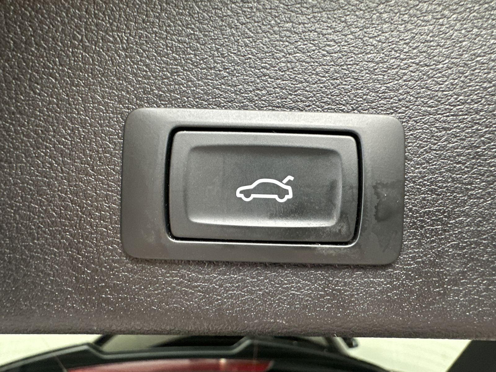 Fahrzeugabbildung Audi A4 Avant 45 TFSI Qu S-Line Black NAV+MATRIX+ACC