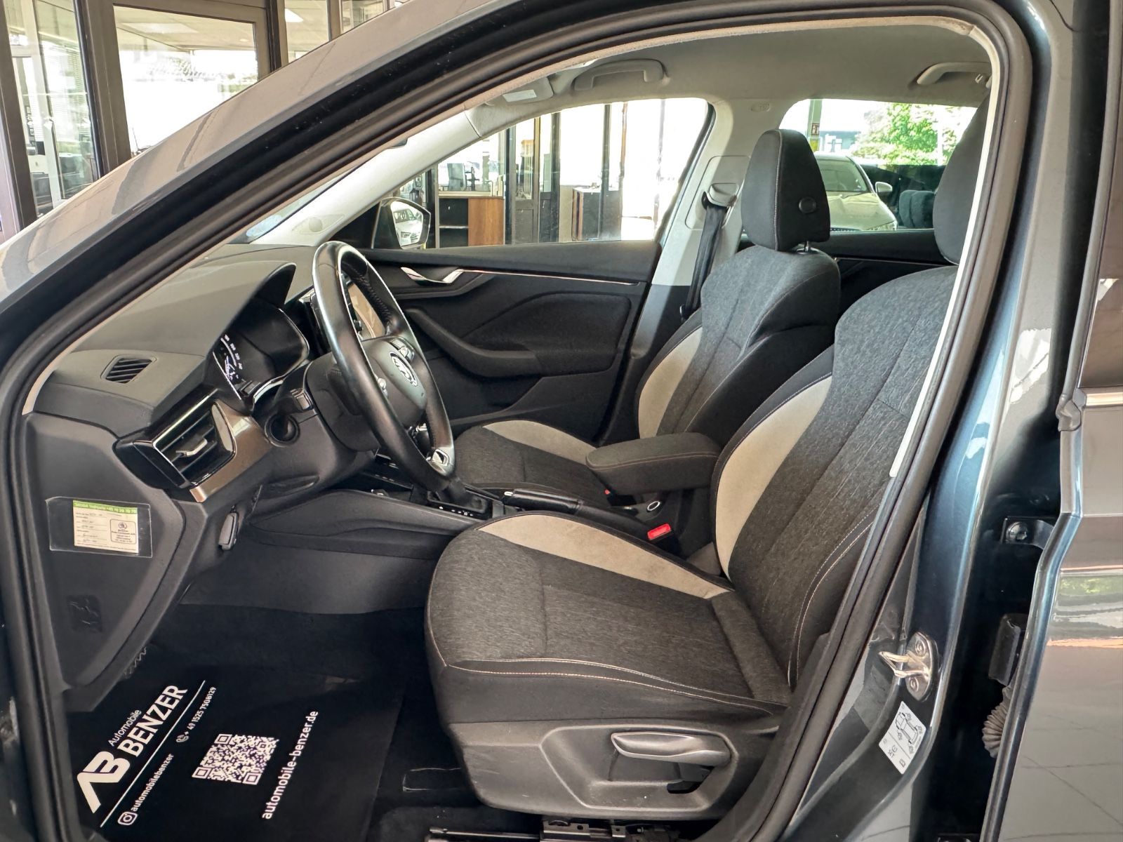 Fahrzeugabbildung SKODA Kamiq Style/HAGELSCHADEN/CarPlay/PDC/KLIMAAUTO/