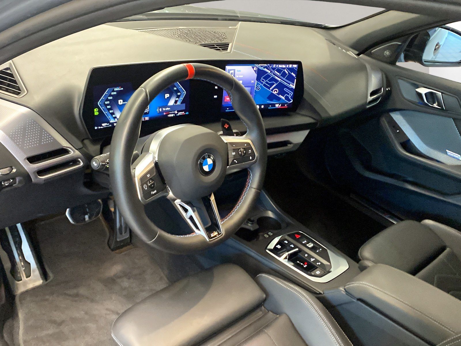 BMW M135 xDrive M Sport Harman K Kamera Driv.Assist foto 4