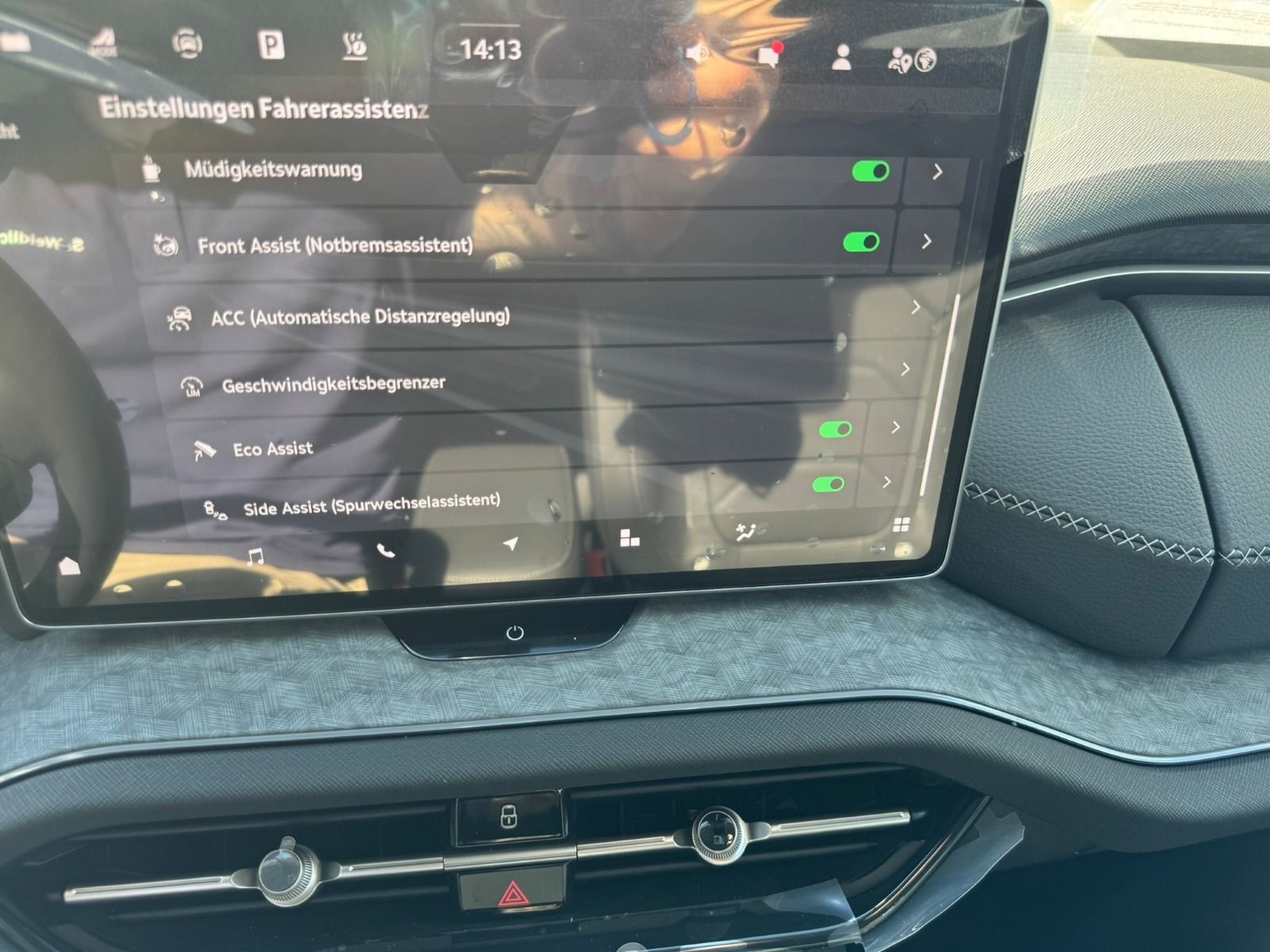 Fahrzeugabbildung SKODA Kodiaq iV*360°Cam*Matrix*Leder*Head-Up*eHeck*