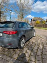 Audi A3 Sportback e-tron | Automatik | Plugin-Hybrid - Audi A3 mit Hybrid-Antrieb: Grau