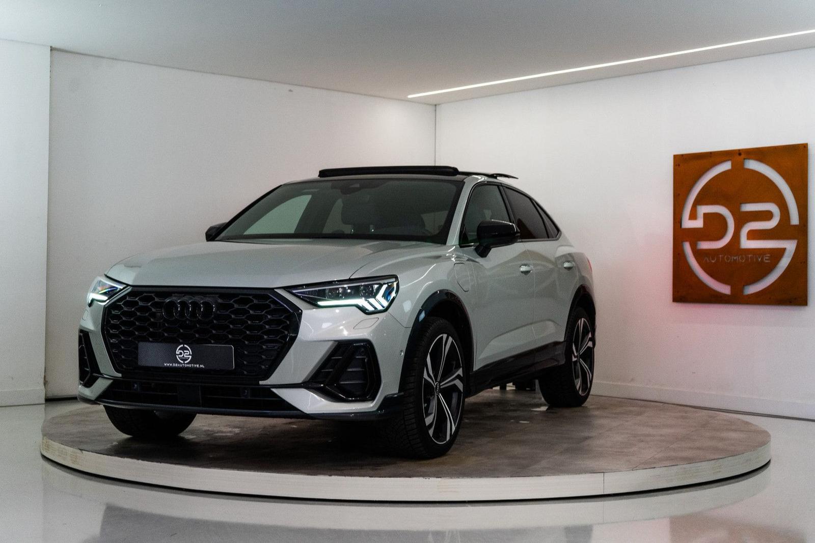 Audi Q3 Sportback 45 TFSI e Edition 245PK Tau Silver