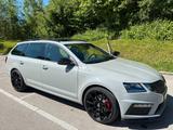 Skoda Octavia 2.0 TDI DSG 4x4 RS 18" RS*PANO*SHZ*AHK