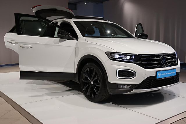 T-Roc 1.5 TSI Sport ACC LED NAVI KAMERA PANORAMA