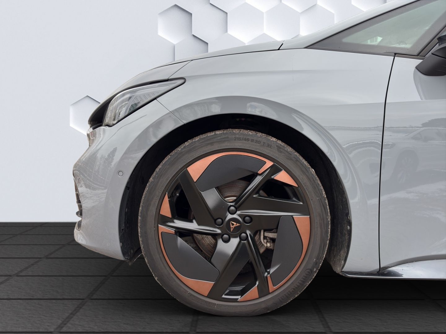 Born 150kW LED ACC 360°Kamera ParkLenkAssist Sit